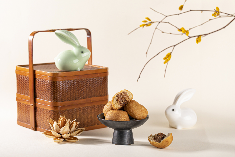 Wish you a happy Mid-Autumn Festival and National Day from Qingdao Sinoland International Trade Company.